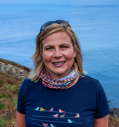 Joanna Waddell Headshot